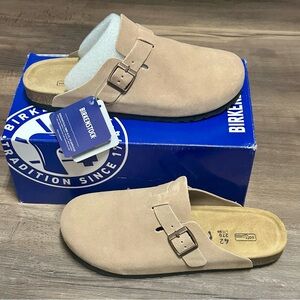 Boston Soft Leather Clog – Sand Suede Slip-On with Cork Footbed (Size 42 / US 9)